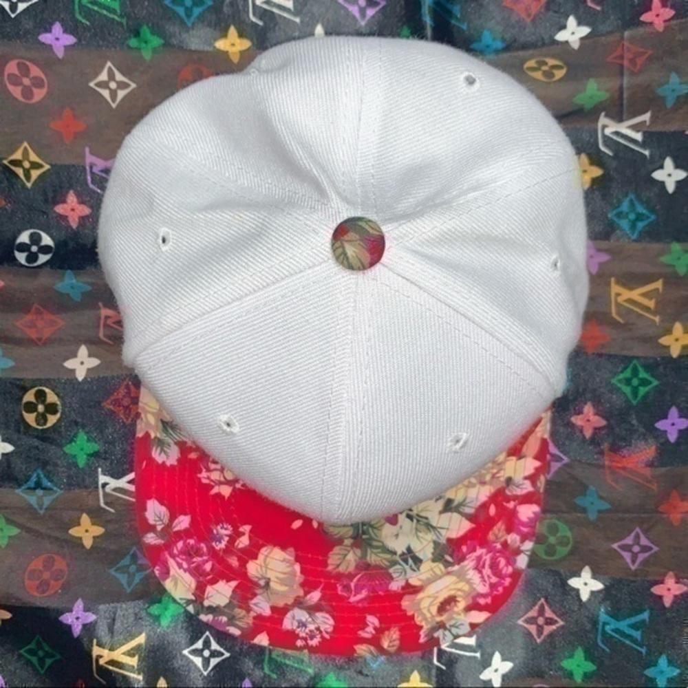 PHCK floral adjustable hat with embroidered stars βοΈ - Picture 4 of 5